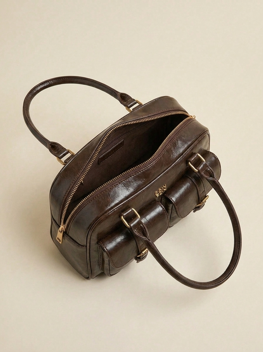 Bolso de cuero con múltiples bolsillos