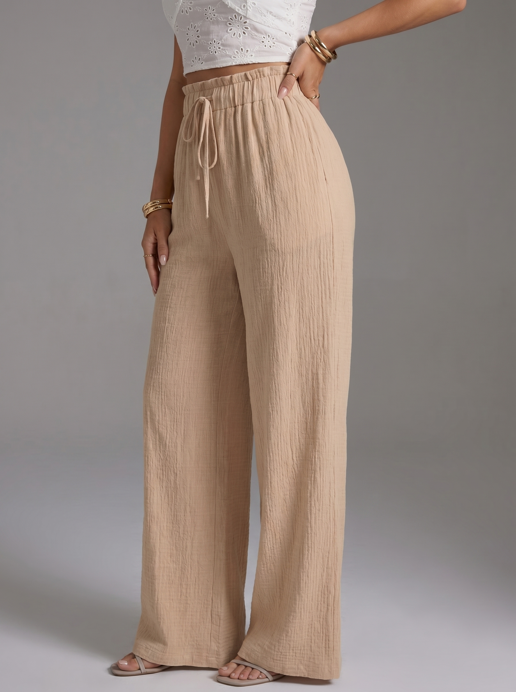 Pantalones de cintura alta y pierna ancha